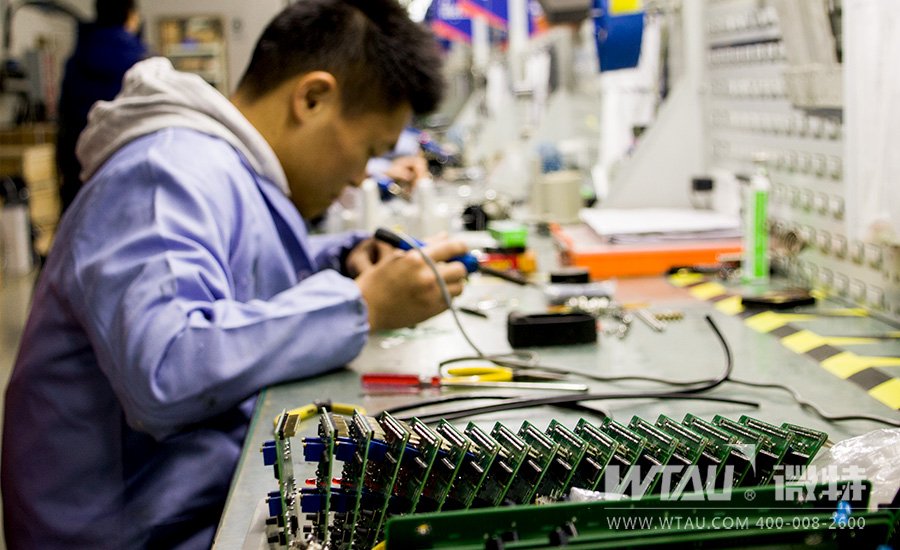 微特第一屆技能競賽拉開序幕，二名優(yōu)秀榮獲“焊匠”稱號(hào)