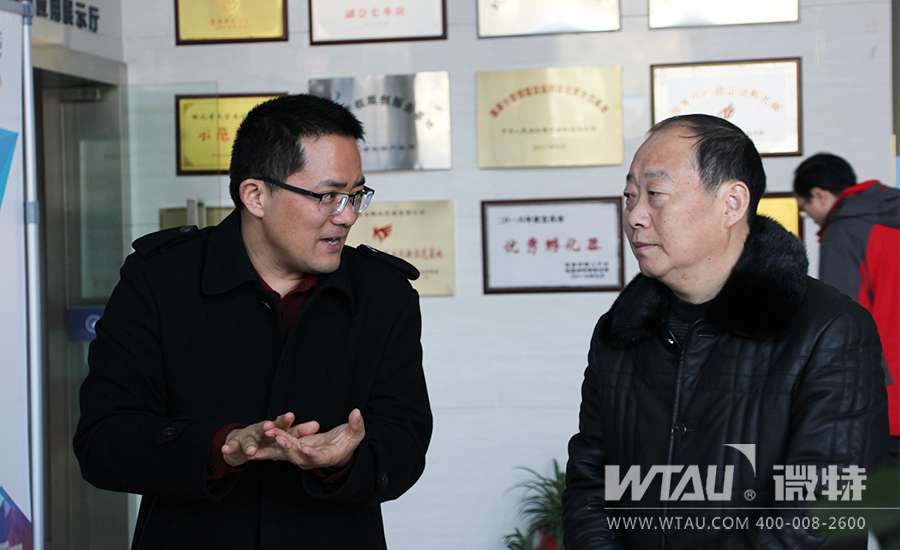 宜昌市質(zhì)監(jiān)局黨組書記、局長黃傳喜到微特調(diào)研指導(dǎo)工作