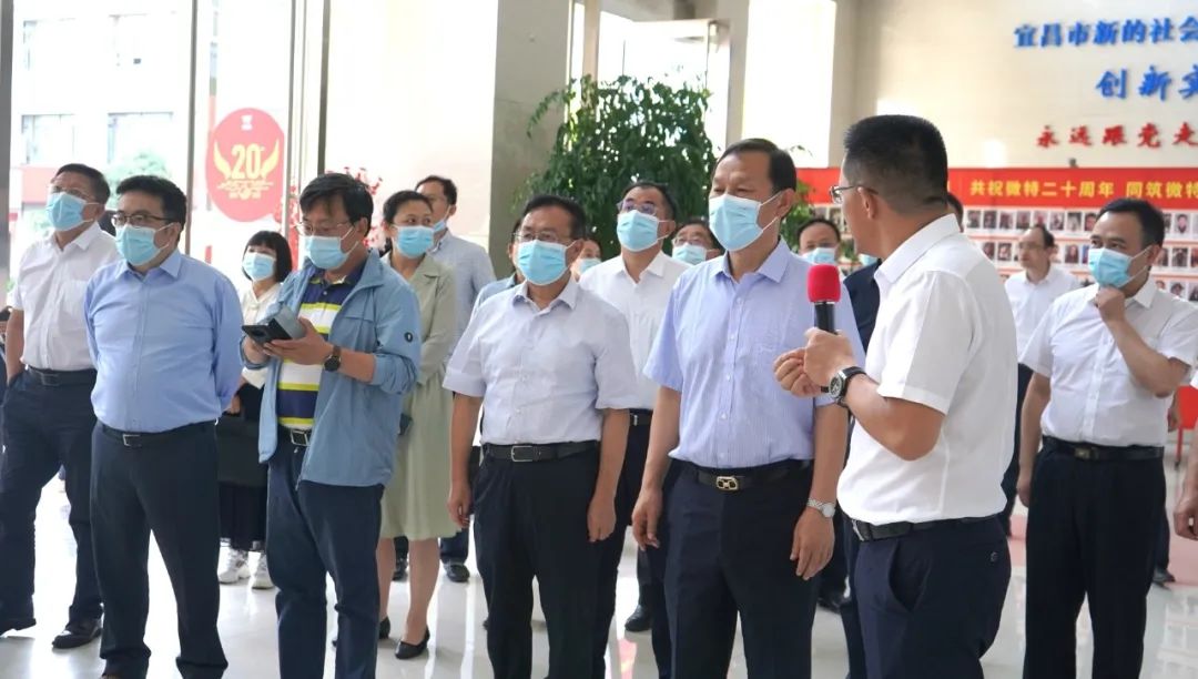 馬國強率部分全國人大代表、省代表來微特調(diào)研科技創(chuàng)新工作