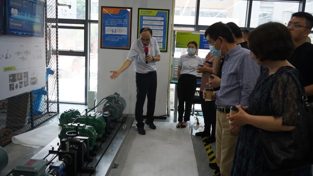 微特承辦的兩項(xiàng)國家標(biāo)準(zhǔn)宣貫會(huì)在宜昌順利召開 22.jpg